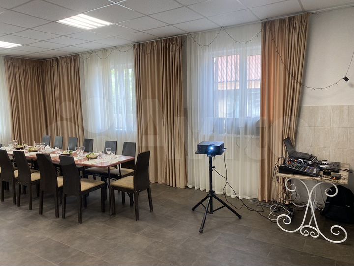 Коттедж 290 м² на участке 12 сот.