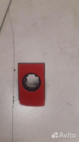 Кронштейн датчика парковки правый Skoda Fabia