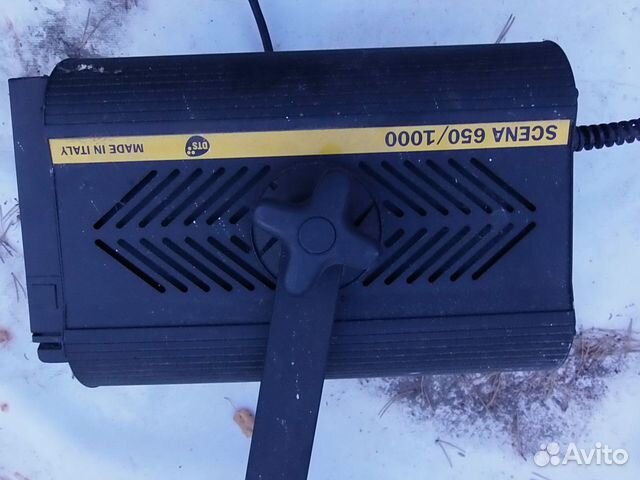 Софит прожектор для сцены фотостудии