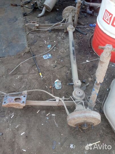 Балка задняя Kia Rio 1