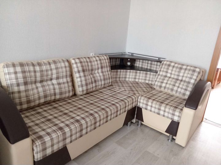 2-к. квартира, 54 м², 3/5 эт.