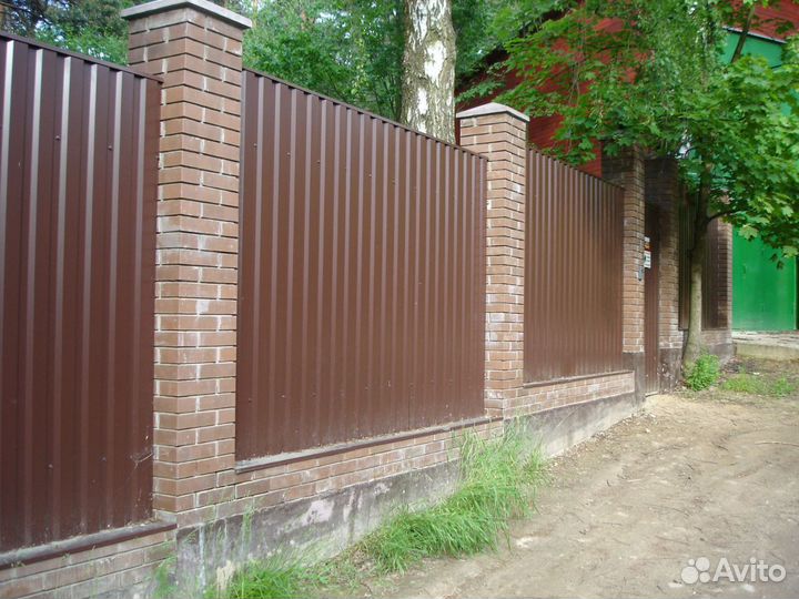 Забор для дома из профнастила