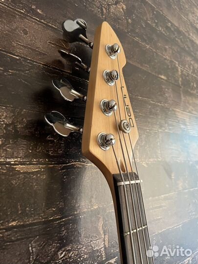 Бас гитара 4 струны
