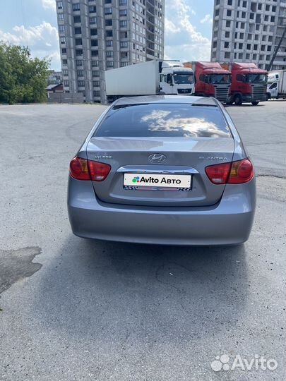 Hyundai Elantra 1.6 AT, 2011, 225 000 км