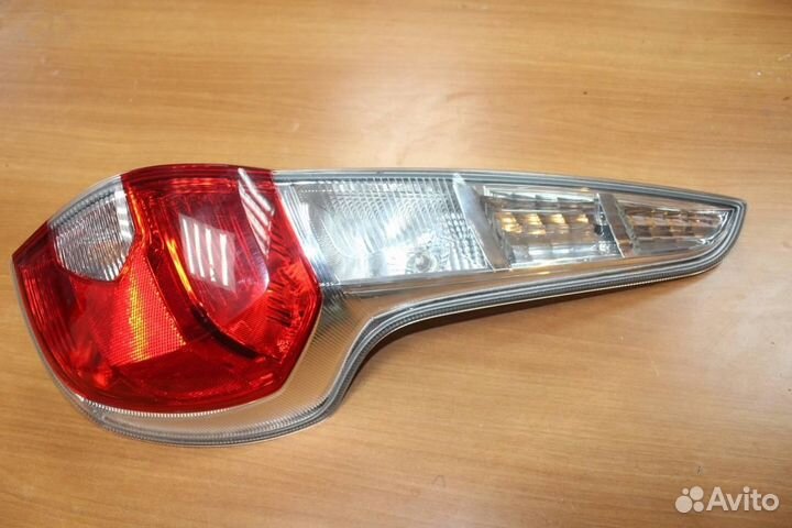 Фонарь задний правый Datsun Mi-Do