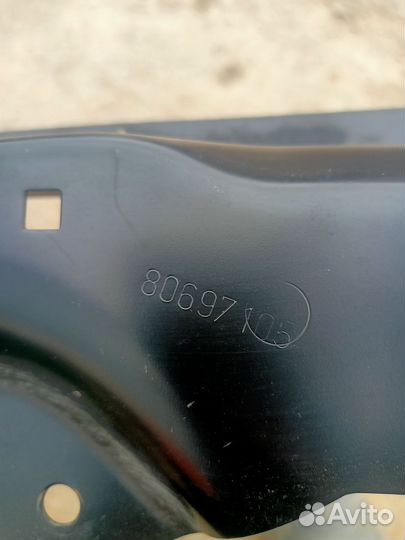 Кожух задний правый Peugeot Partner Tepee