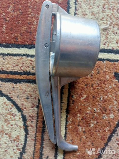 Соковыжималка механическая