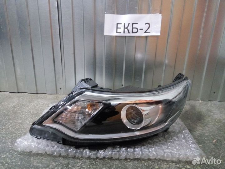 Фара левая Kia Rio 3 QB 2011-2017