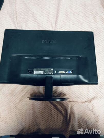 Монитор Philips 236v