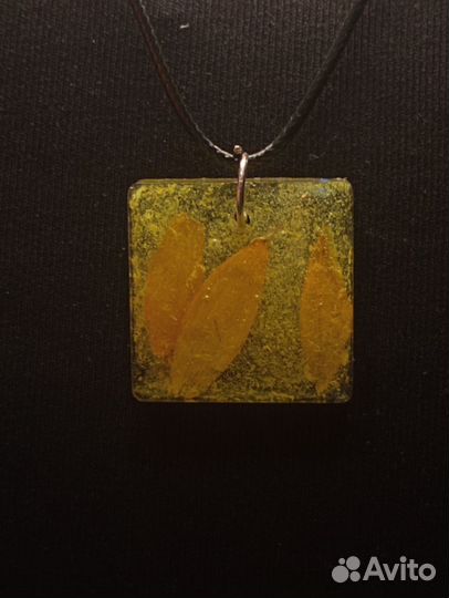 Кулон и брелок