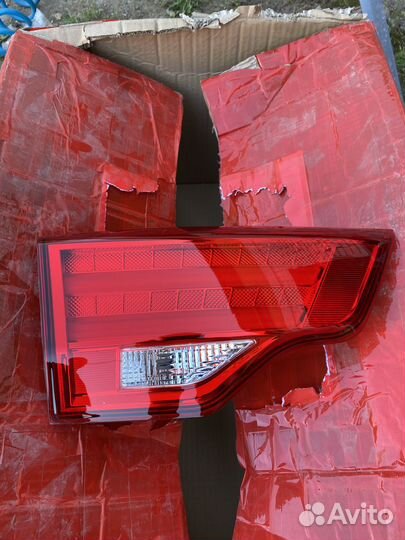 Задние фонари на Toyota Highlander