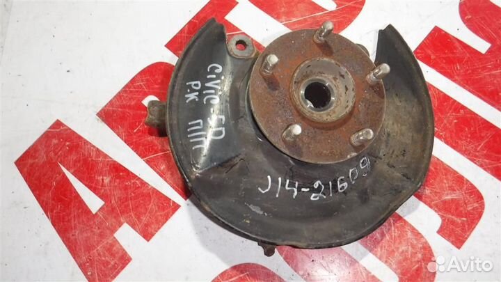 Кулак поворотный передний правый Honda Civic 5D V