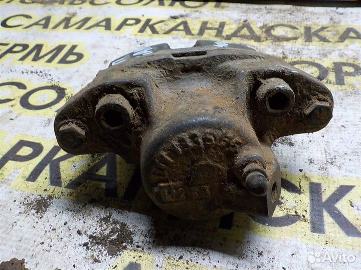 Суппорт передний правый Renault Logan I 2005-2014