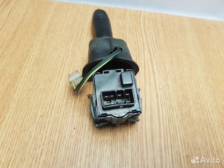 Переключатель поворотов подрулевой Chevrolet Lac
