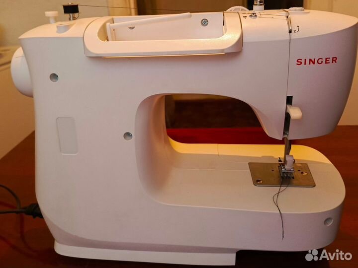 Швейная машинка singer м 2405