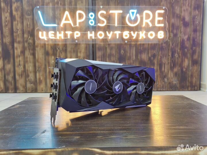 Видеокарта Aorus RTX 3070 с экраном TFT