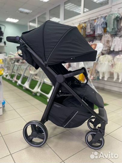 Прогулочная коляска Carrello Bravo