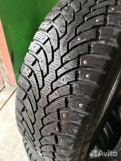 Pirelli Formula Ice 215/60 R17