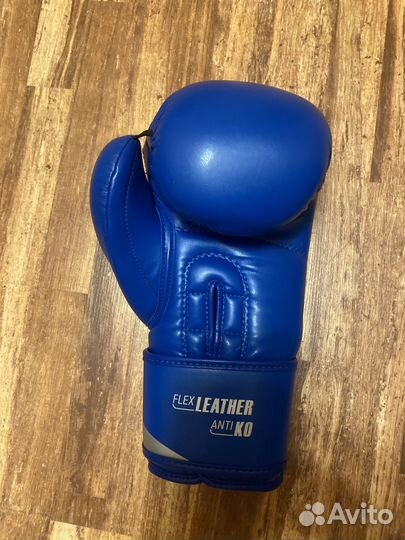 Боксерские перчатки 12 oz clinch синие