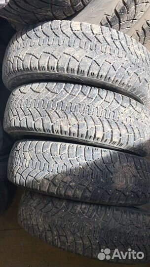 Pirelli Formula Ice 185/70 R14