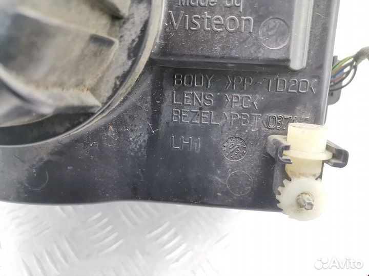 Фара передняя для Ford Fiesta 5 1320349