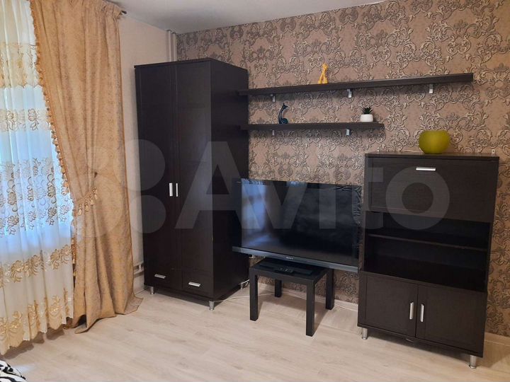 Квартира-студия, 42 м², 2/10 эт.