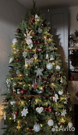 Ель искуственная 210