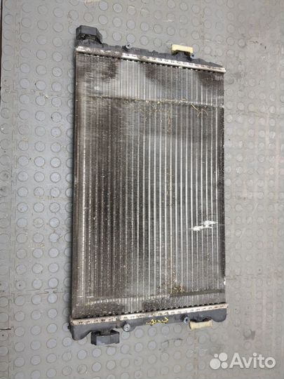 Радиатор охлаждения двигателя Skoda Fabia, 2008