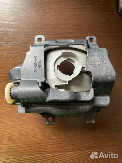 Противотуманная фара левая land cruiser 200