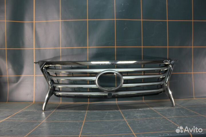 Решетка радиатора - Lexus RX 3