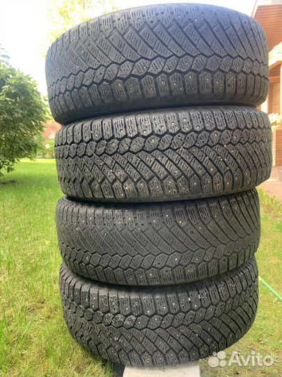 Continental ContiIceContact 4x4 225/65 R17 102