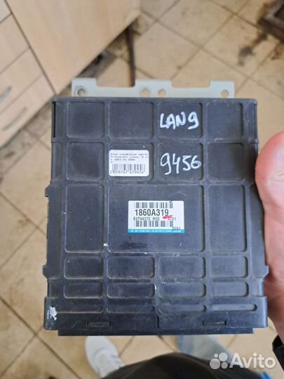 Блок эбу lancer 9