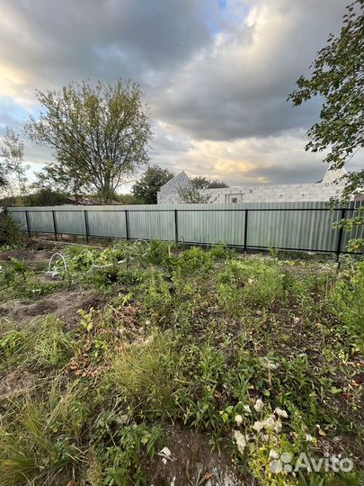 Заборы из профнастила