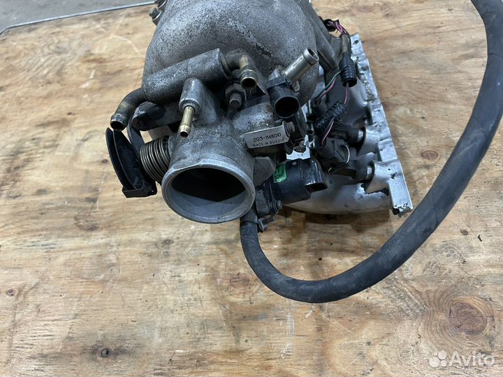 Впускной коллектор инжектор Нива 21213 Niva 21214