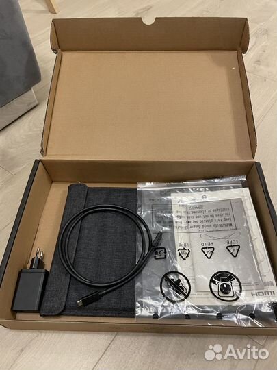 Портативный монитор asus ZenScreen MB16AH