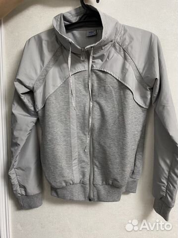 Спортивная кофта