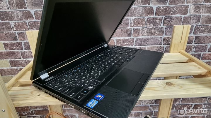 Acer TM 5670 Core i3-2328M/8gb/HD/SSD128GB+HDD320