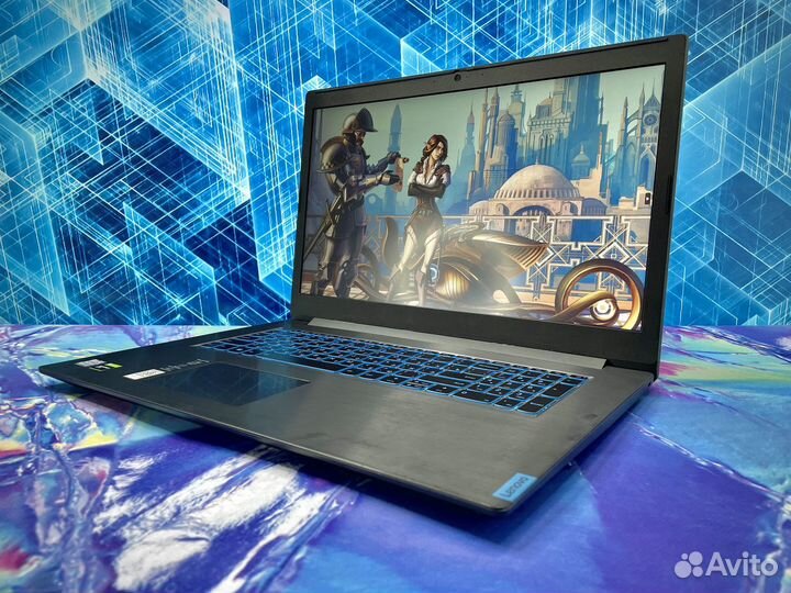 Lenovo IdeaPad Gaming 17.3 / GTX 1650 / Core i5