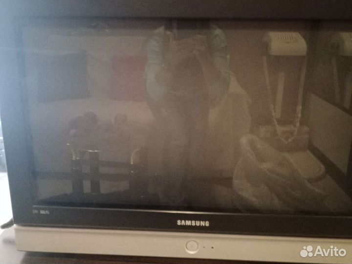 Телевизор samsung