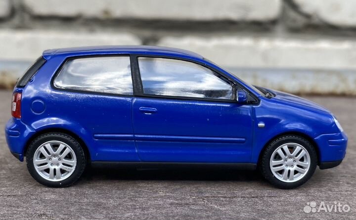 Модель Volkswagen Polo (2001)