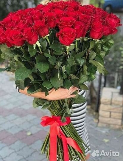 Букет роз 101 роза 51 роза