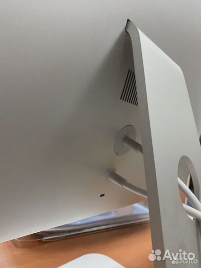 Монитор Apple Cinema 27