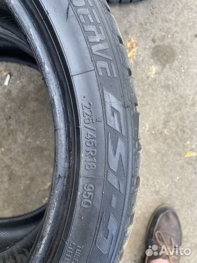 Toyo Observe GSi-5 225/45 R18