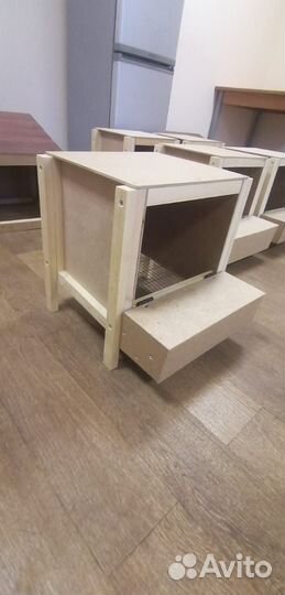 Гнездо для кур с яйцесборником