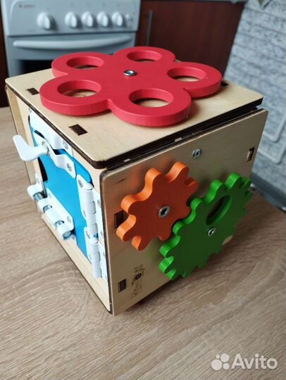 Бизиборд куб новый