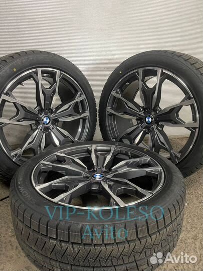 R20 Triangle PL02 275/40, PCD 5x112 DIA 66.6