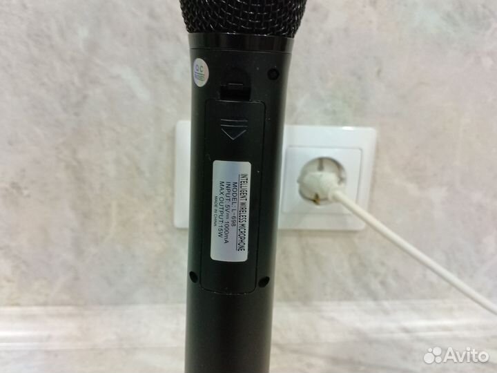 Микрофон для караоке беспроводной