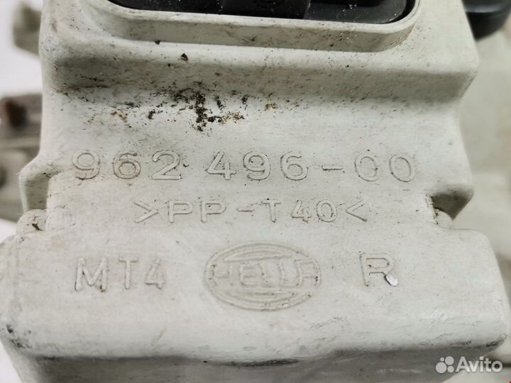 Фара передняя для Volkswagen Polo 3 6N1941016