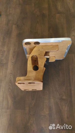 Столик в лодку для эхолота, удочек и акб 18Ач