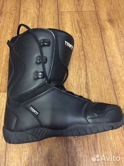Сноубордические ботинки новые